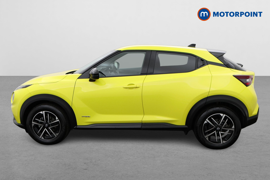 Nissan Juke N-Connecta Automatic Petrol-Electric Hybrid SUV - Stock Number (1547806) - Passenger side