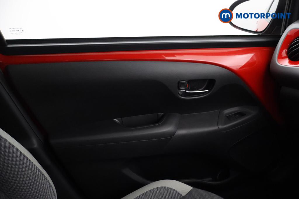 Toyota Aygo X-Play Manual Petrol Hatchback - Stock Number (1547808) - 8th supplementary image