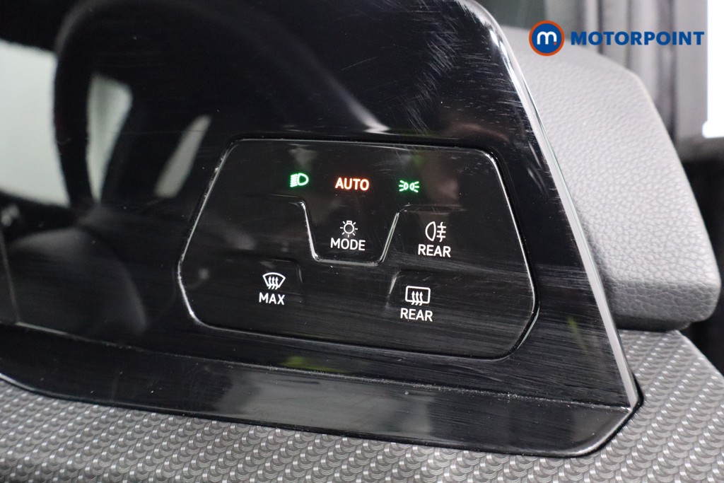 Volkswagen Golf R-Line Manual Petrol Hatchback - Stock Number (1548017) - 18th supplementary image