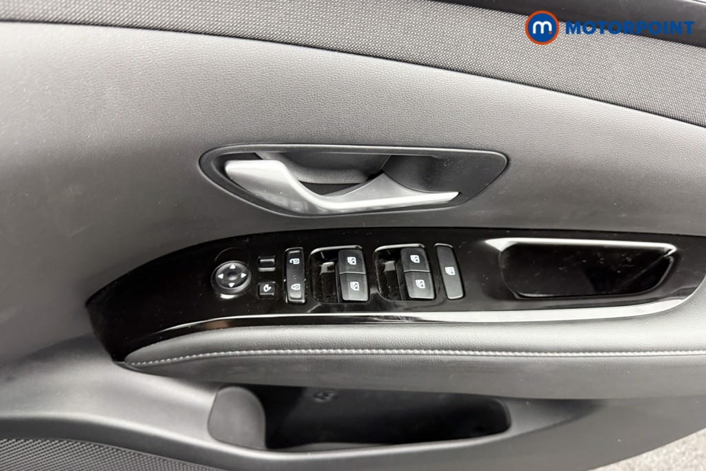Hyundai Tucson Premium Manual Petrol SUV - Stock Number (1548020) - 16th supplementary image