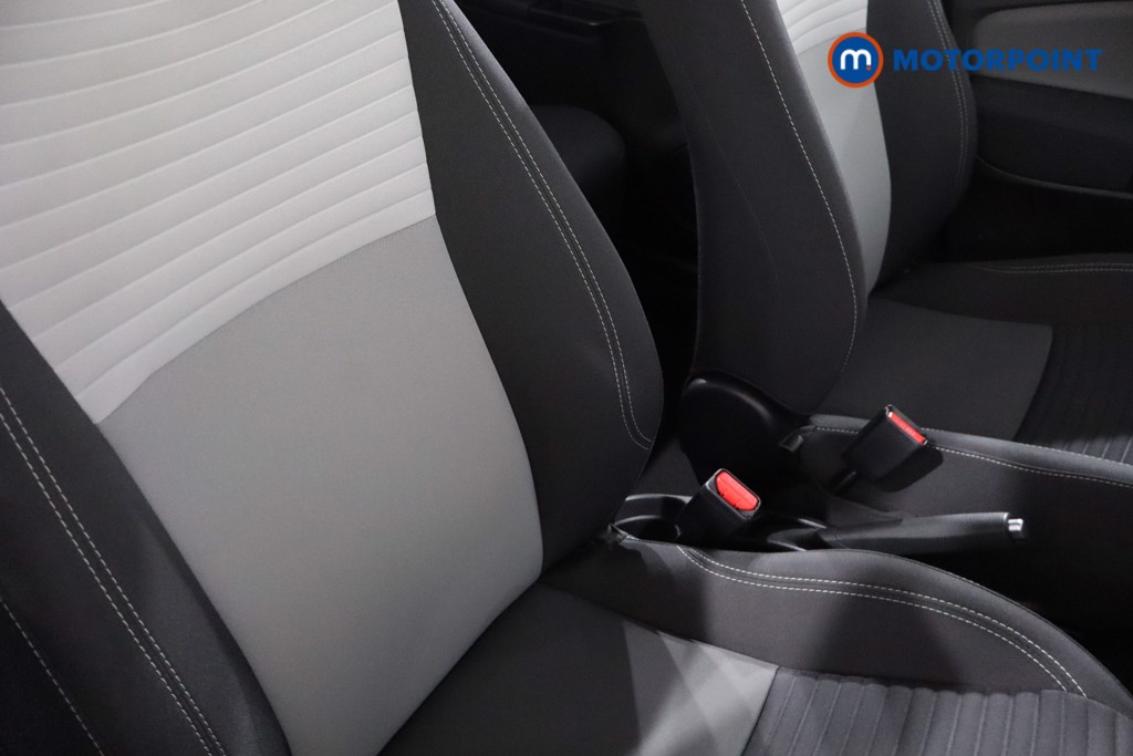 Toyota Yaris Icon Tech Manual Petrol Hatchback - Stock Number (1548110) - 22nd supplementary image