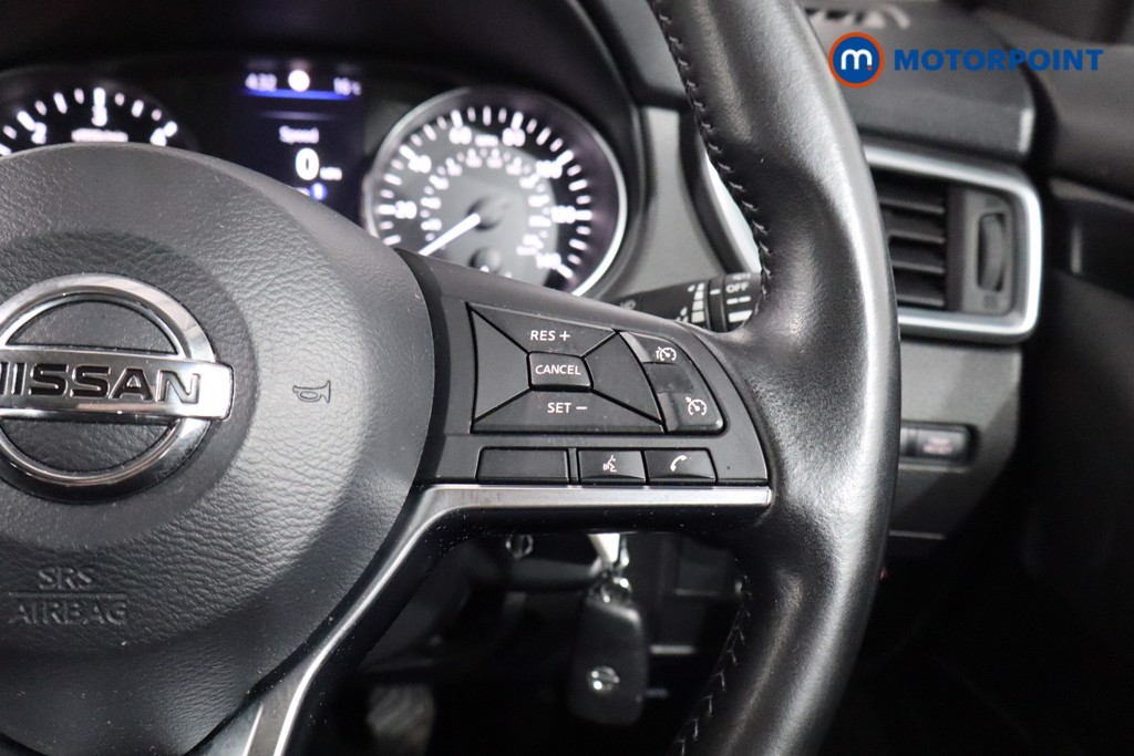 Nissan Qashqai Acenta Premium Manual Diesel SUV - Stock Number (1548173) - 8th supplementary image