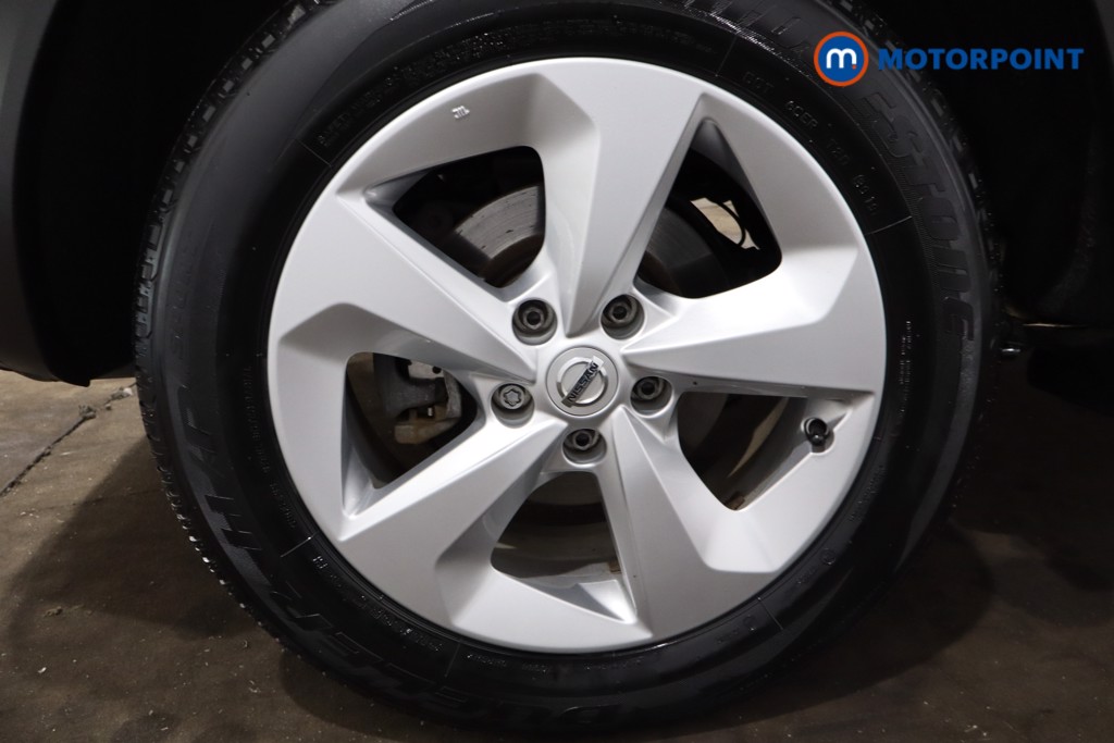Nissan Qashqai Acenta Premium Manual Diesel SUV - Stock Number (1548173) - 12th supplementary image