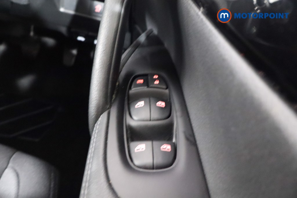 Nissan Qashqai Acenta Premium Manual Diesel SUV - Stock Number (1548173) - 17th supplementary image