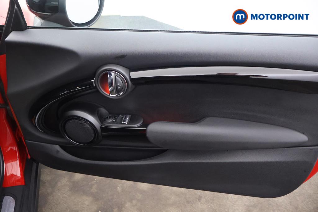 Mini Hatchback Cooper S Level 2 Automatic Electric Hatchback - Stock Number (1521504) - 9th supplementary image