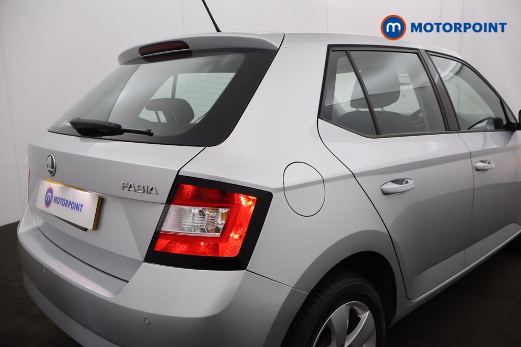 Skoda Fabia SE Automatic Petrol Hatchback - Stock Number (1531739) - 16th supplementary image