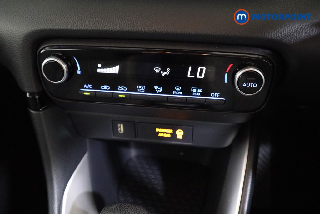 Toyota Yaris Icon Automatic Petrol-Electric Hybrid Hatchback - Stock Number (1532490) - 7th supplementary image