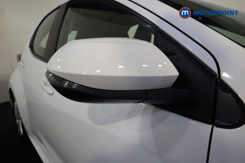 Toyota Yaris Icon Automatic Petrol-Electric Hybrid Hatchback - Stock Number (1532490) - 20th supplementary image