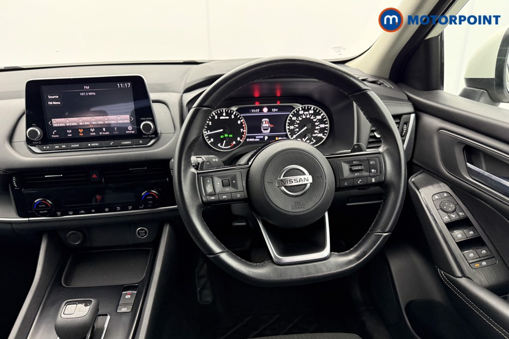 Nissan Qashqai Acenta Premium Automatic Petrol SUV - Stock Number (1533423) - 2nd supplementary image