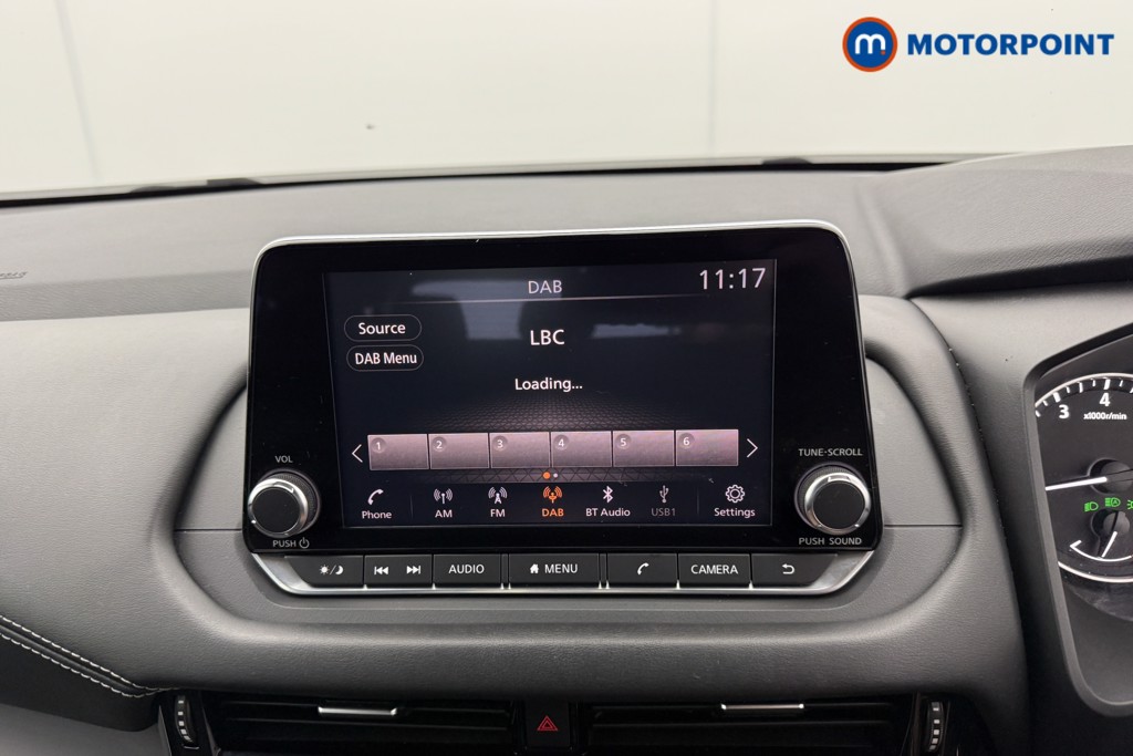Nissan Qashqai Acenta Premium Automatic Petrol SUV - Stock Number (1533423) - 5th supplementary image