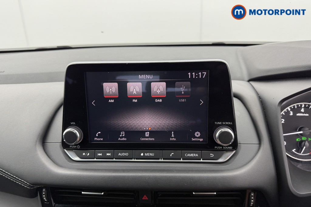 Nissan Qashqai Acenta Premium Automatic Petrol SUV - Stock Number (1533423) - 7th supplementary image