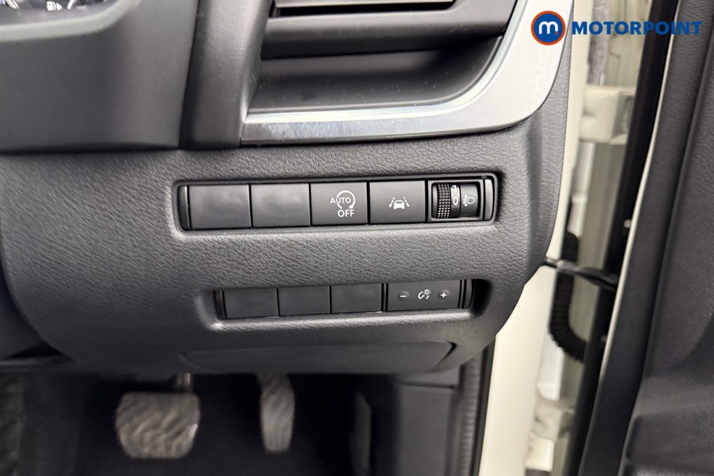 Nissan Qashqai Acenta Premium Automatic Petrol SUV - Stock Number (1533423) - 13th supplementary image