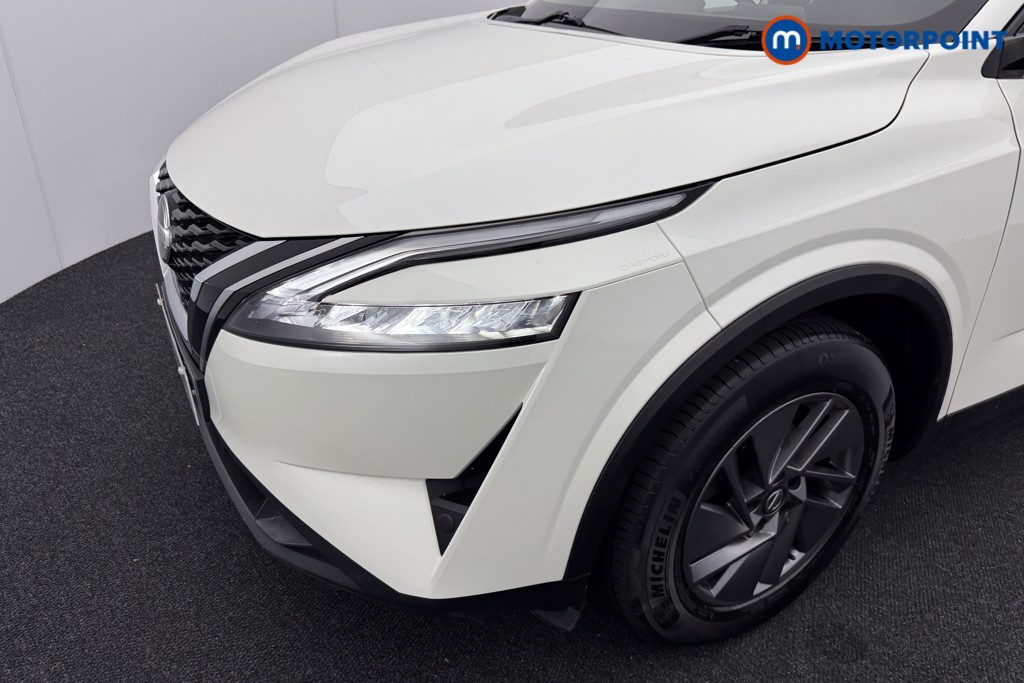 Nissan Qashqai Acenta Premium Automatic Petrol SUV - Stock Number (1533423) - 26th supplementary image
