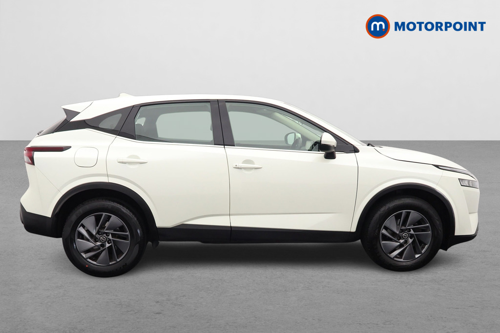 Nissan Qashqai Acenta Premium Automatic Petrol SUV - Stock Number (1533423) - Drivers side