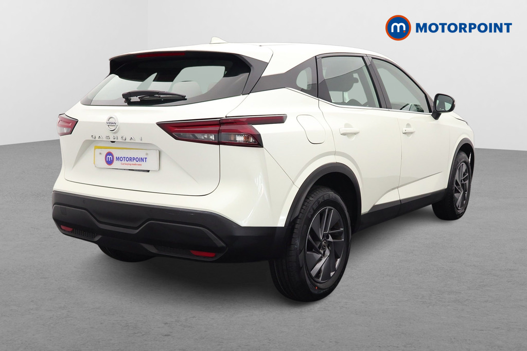 Nissan Qashqai Acenta Premium Automatic Petrol SUV - Stock Number (1533423) - Drivers side rear corner