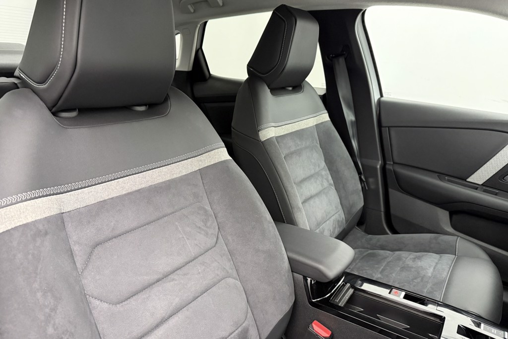Citroen C4 X MAX Automatic Petrol Saloon - Stock Number (1533846) - 16th supplementary image