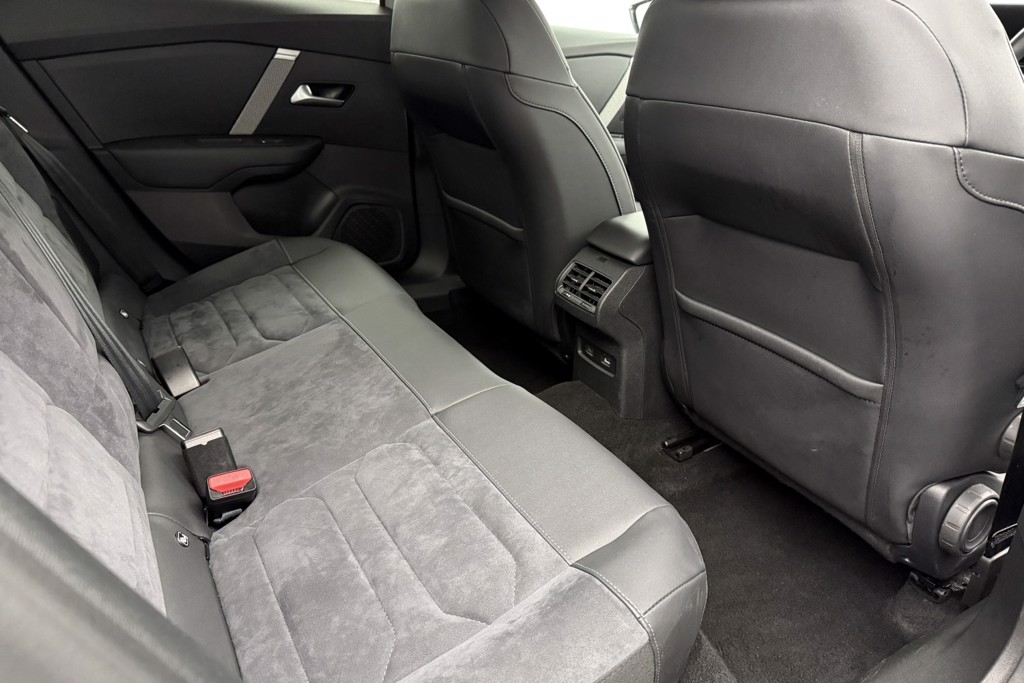 Citroen C4 X MAX Automatic Petrol Saloon - Stock Number (1533846) - 18th supplementary image