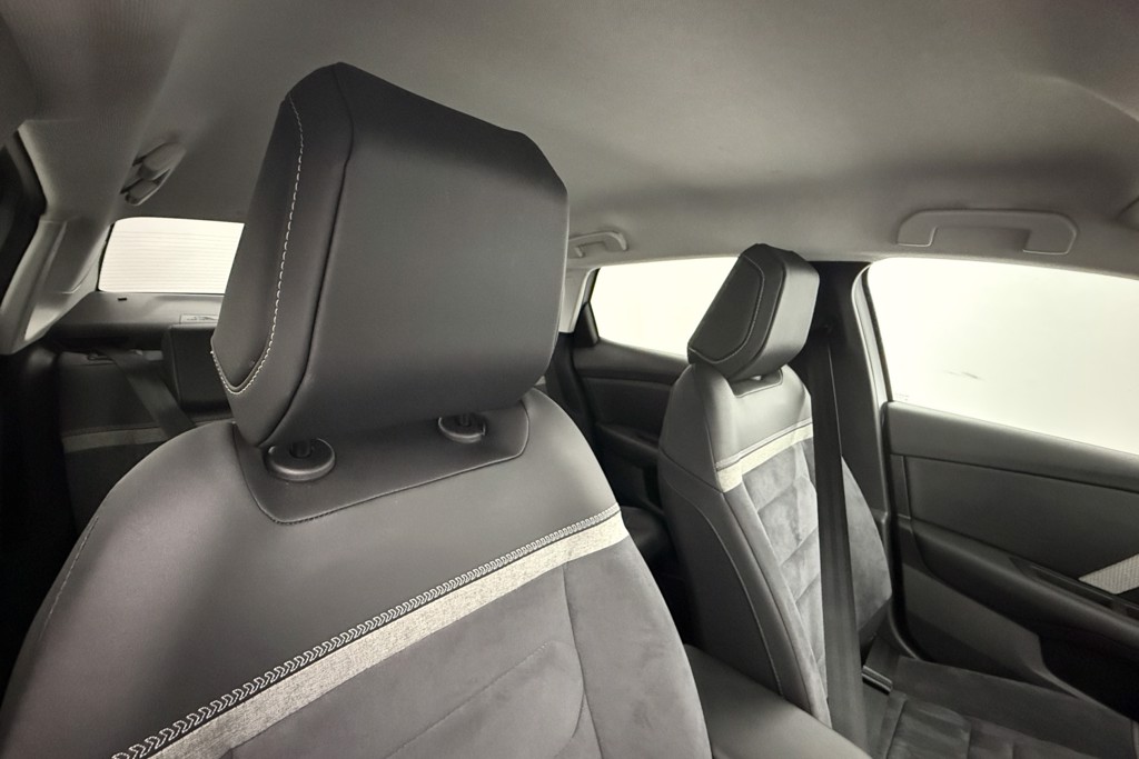 Citroen C4 X MAX Automatic Petrol Saloon - Stock Number (1533848) - 12th supplementary image