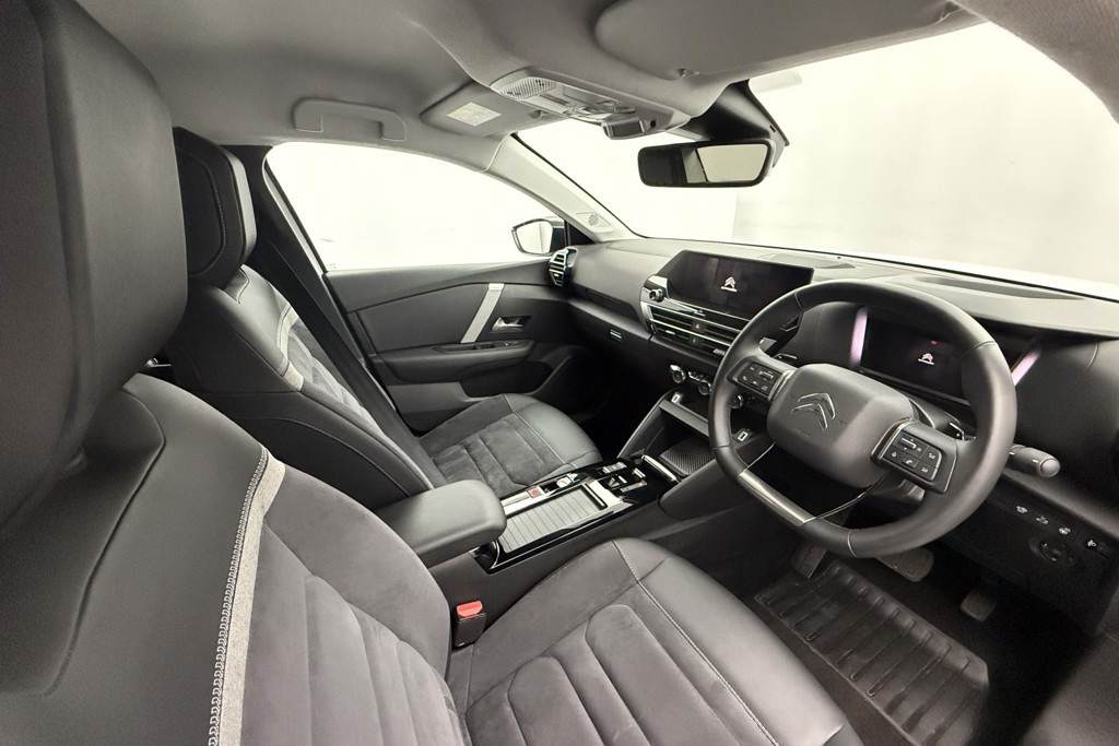 Citroen C4 X MAX Automatic Petrol Saloon - Stock Number (1533848) - 1st supplementary image