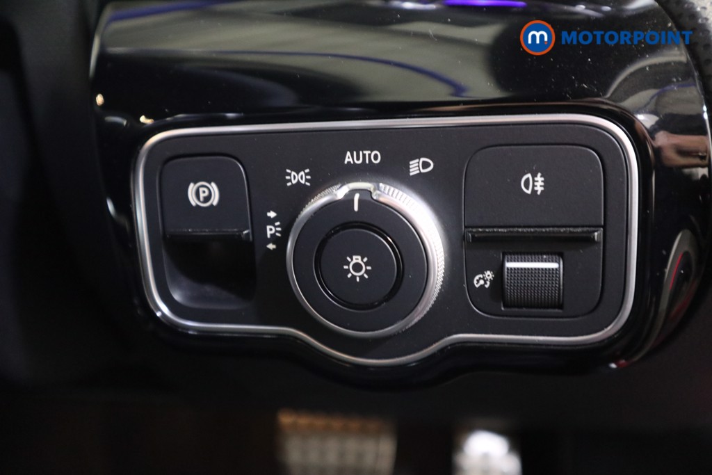 Mercedes-Benz CLA Amg Line Automatic Petrol Coupe - Stock Number (1535104) - 9th supplementary image