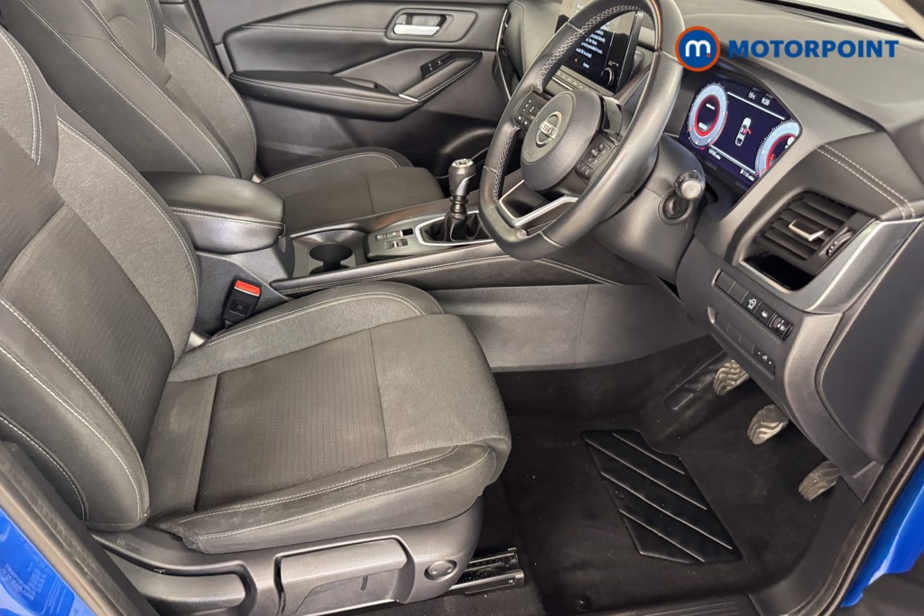 Nissan Qashqai N-Connecta Manual Petrol SUV - Stock Number (1535565) - 5th supplementary image