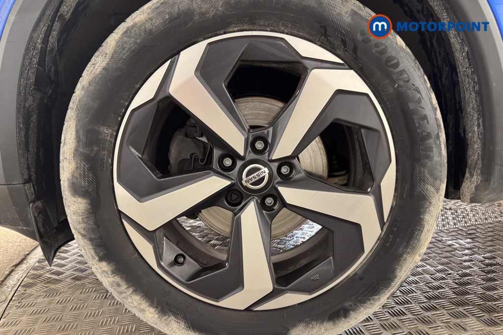 Nissan Qashqai N-Connecta Manual Petrol SUV - Stock Number (1535565) - 22nd supplementary image