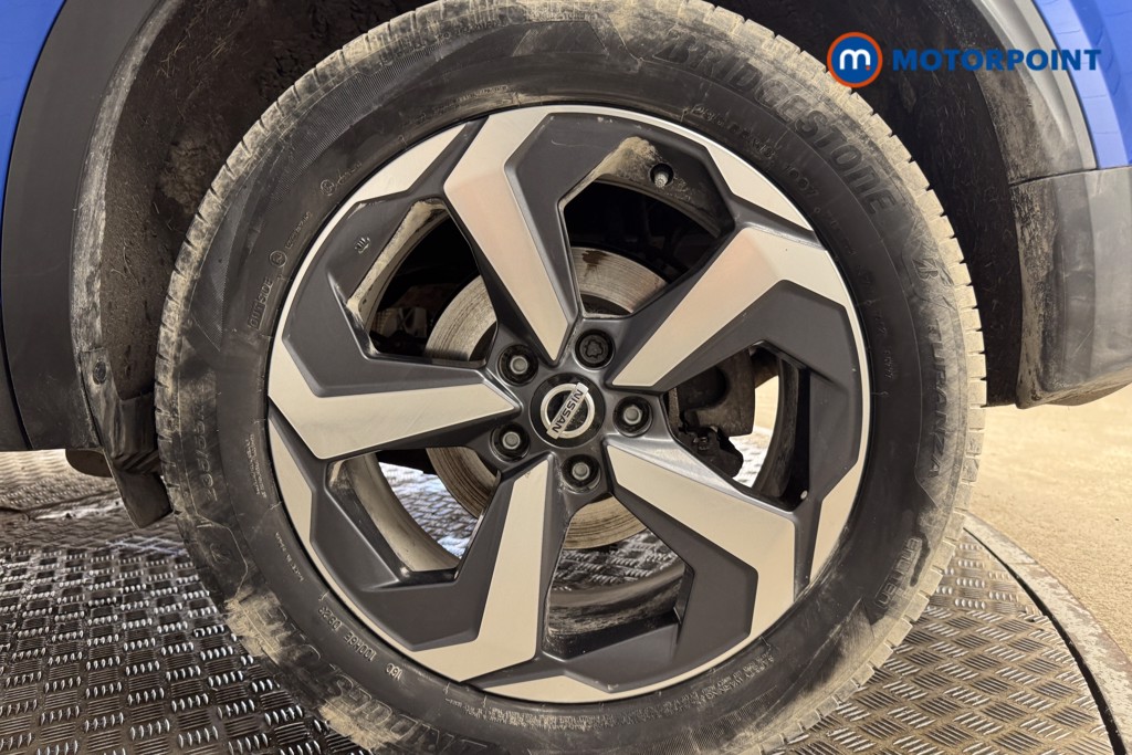 Nissan Qashqai N-Connecta Manual Petrol SUV - Stock Number (1535565) - 23rd supplementary image