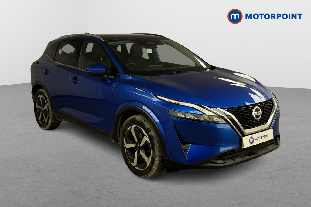 Nissan Qashqai N-Connecta Manual Petrol SUV - Stock Number (1535565) - Drivers side front corner