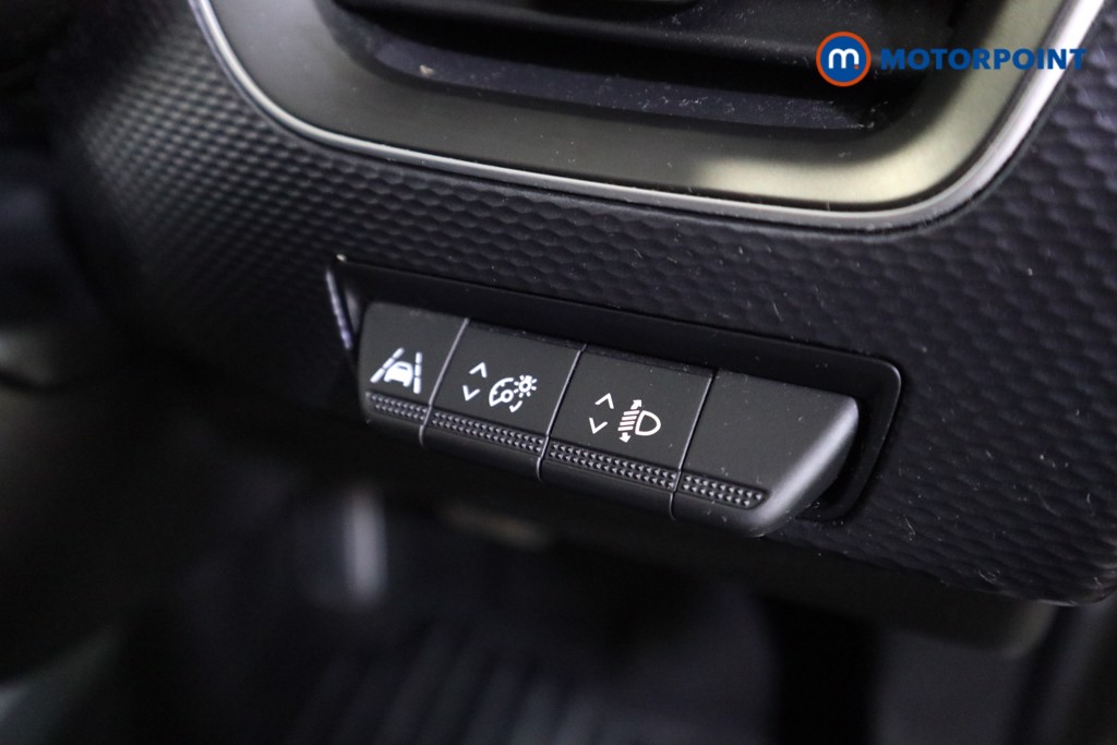 Renault Arkana Iconic Automatic Petrol-Electric Hybrid SUV - Stock Number (1536095) - 9th supplementary image