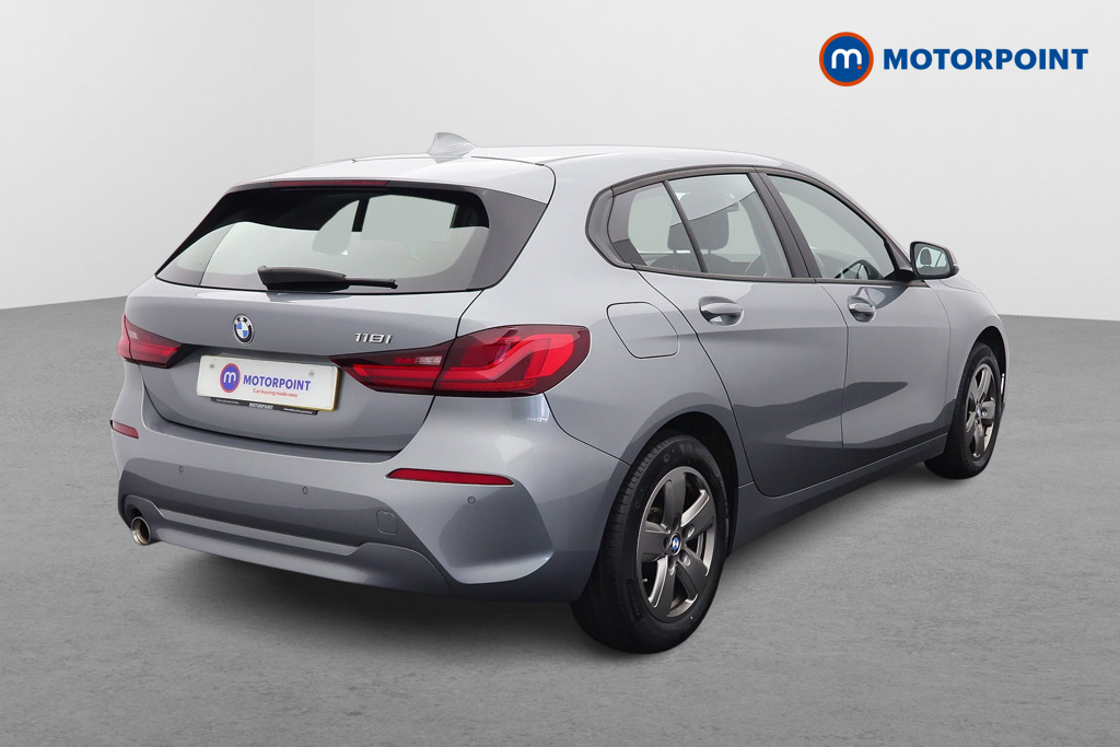 BMW 1 Series SE Automatic Petrol Hatchback - Stock Number (1536432) - Drivers side rear corner