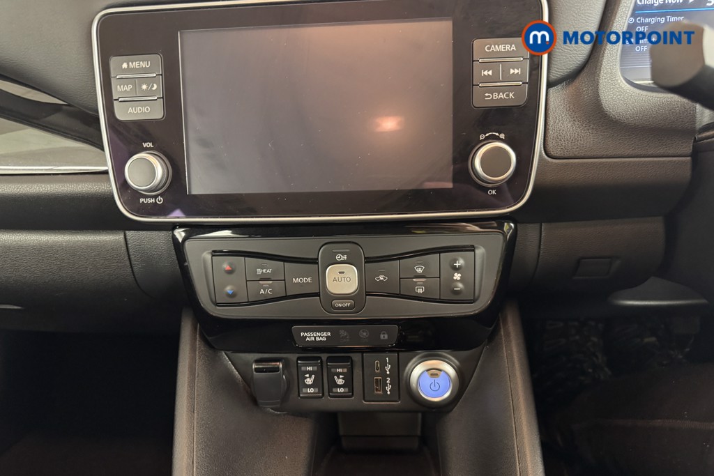 Nissan Leaf N-Connecta Automatic Electric Hatchback - Stock Number (1536909) - 11th supplementary image