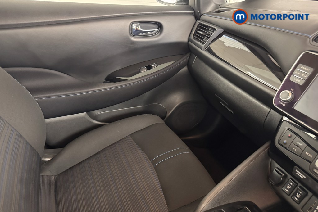Nissan Leaf N-Connecta Automatic Electric Hatchback - Stock Number (1536909) - 12th supplementary image