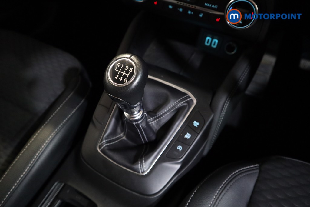 Ford Focus Titanium X Edition Manual Diesel Hatchback - Stock Number (1537981) - 9th supplementary image