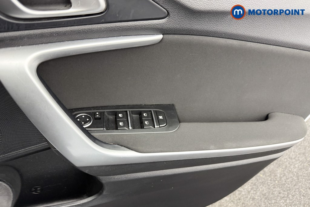 KIA Ceed 2 Nav Manual Petrol Hatchback - Stock Number (1538851) - 16th supplementary image