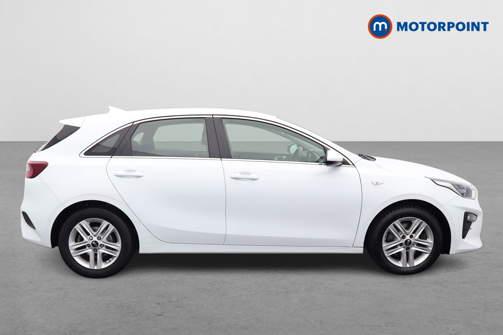 KIA Ceed 2 Nav Manual Petrol Hatchback - Stock Number (1538851) - Drivers side