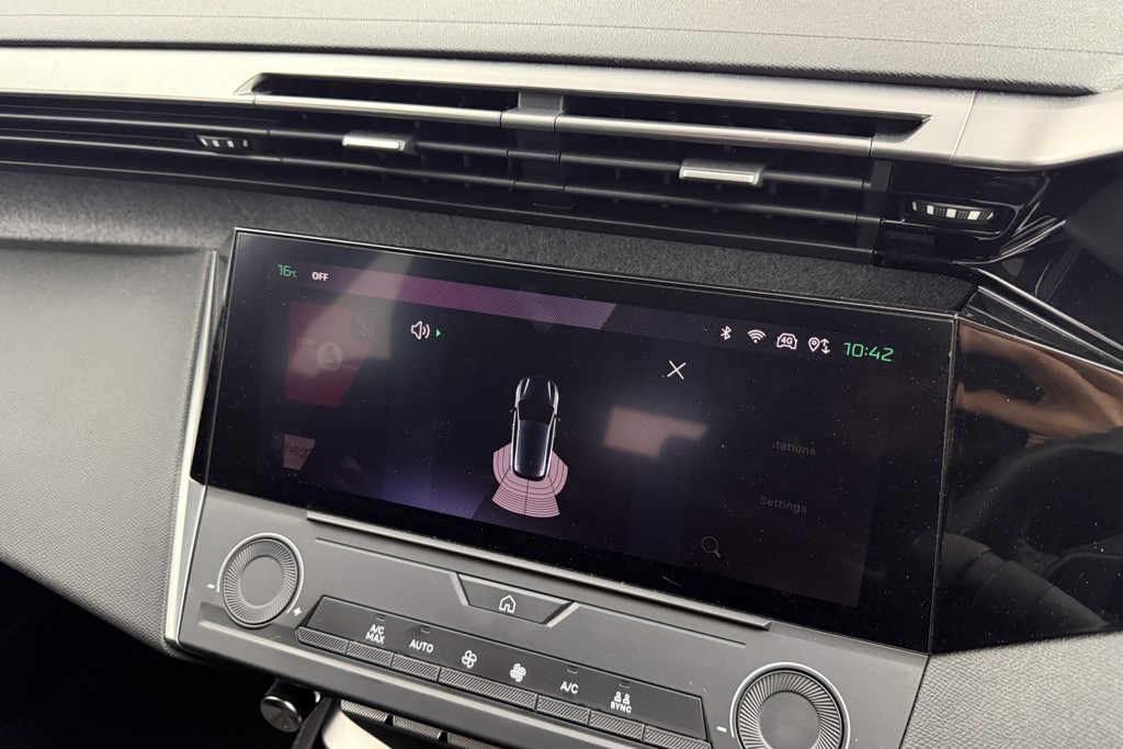 Peugeot 308 Active Premium Automatic Petrol Hatchback - Stock Number (1539520) - 14th supplementary image