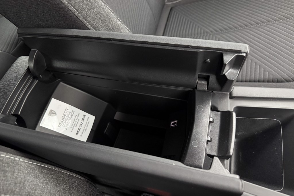 Peugeot 308 Active Premium Automatic Petrol Hatchback - Stock Number (1539520) - 17th supplementary image