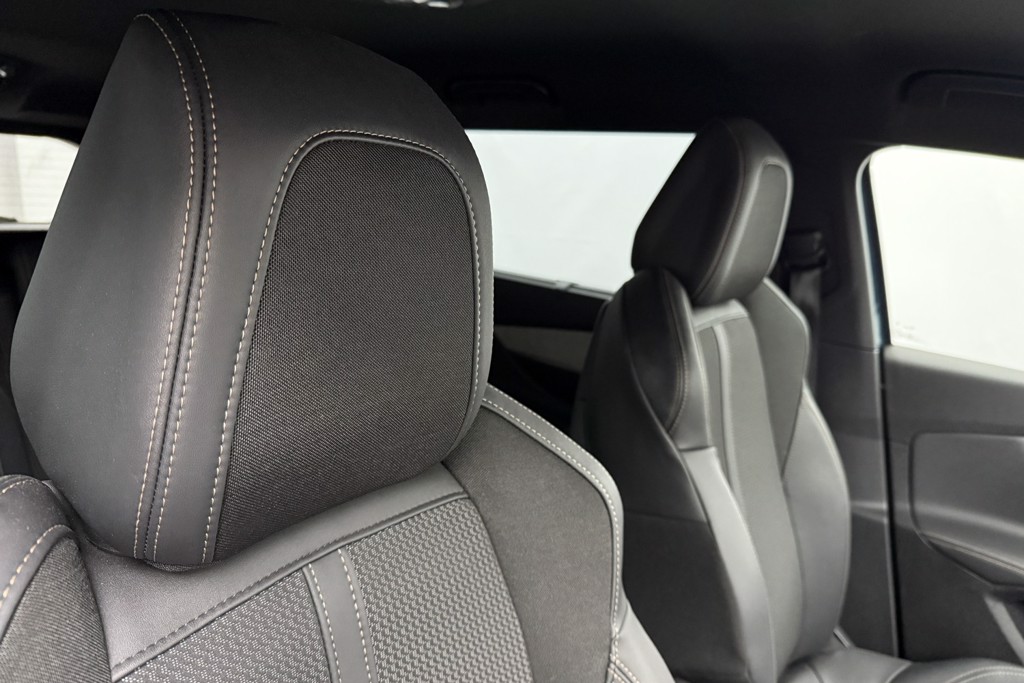 Peugeot 5008 GT Automatic Diesel SUV - Stock Number (1539537) - 18th supplementary image