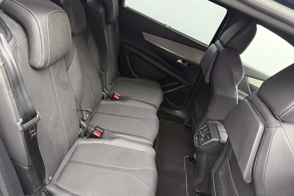 Peugeot 5008 GT Automatic Diesel SUV - Stock Number (1539537) - 22nd supplementary image
