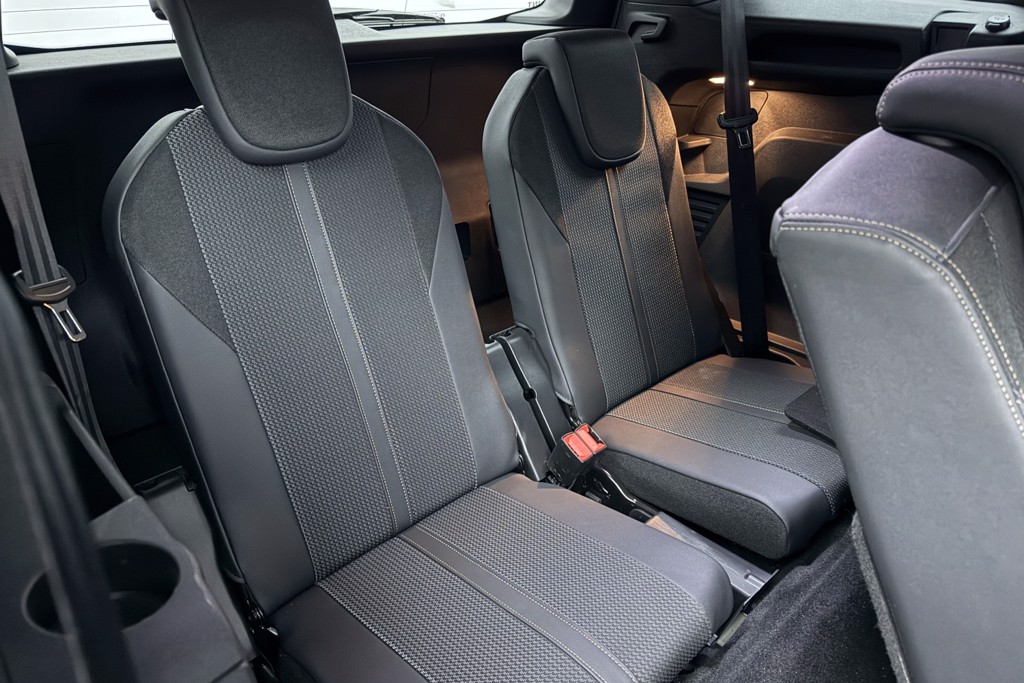 Peugeot 5008 GT Automatic Diesel SUV - Stock Number (1539537) - 23rd supplementary image