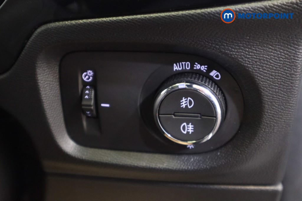 Vauxhall Corsa Ultimate Manual Petrol Hatchback - Stock Number (1539782) - 8th supplementary image