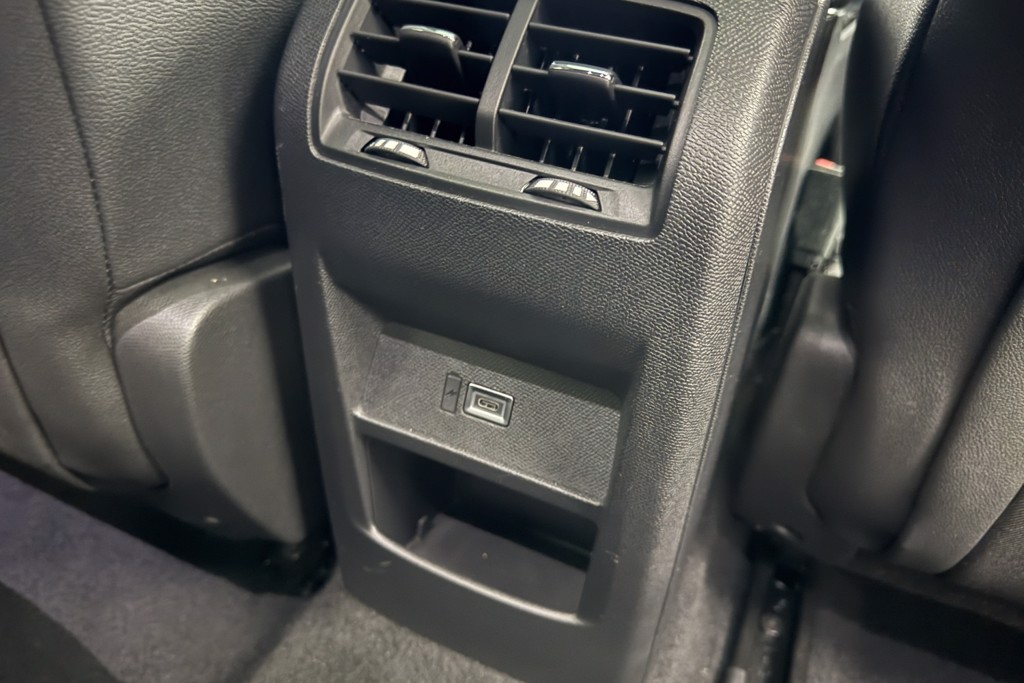 Vauxhall Astra Ultimate Manual Petrol Hatchback - Stock Number (1539807) - 22nd supplementary image