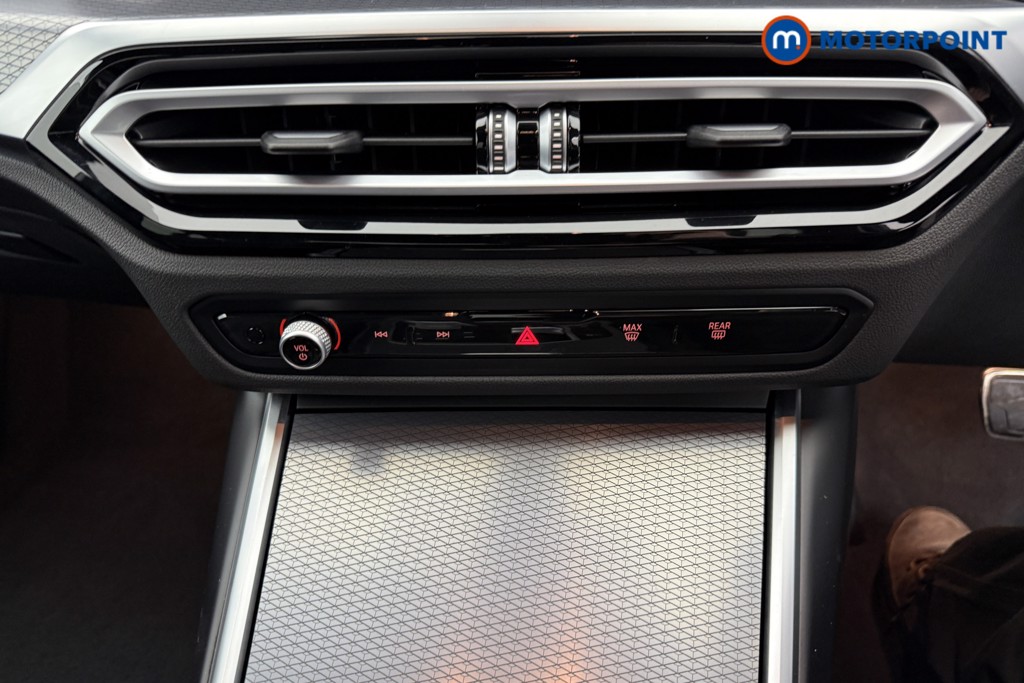BMW 3 Series M Sport Automatic Petrol Saloon - Stock Number (1540359) - 10th supplementary image