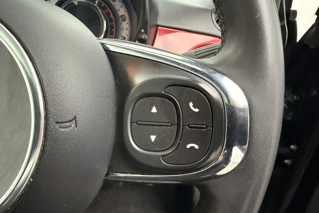Fiat 500 RED Manual Petrol-Electric Hybrid Hatchback - Stock Number (1541099) - 4th supplementary image