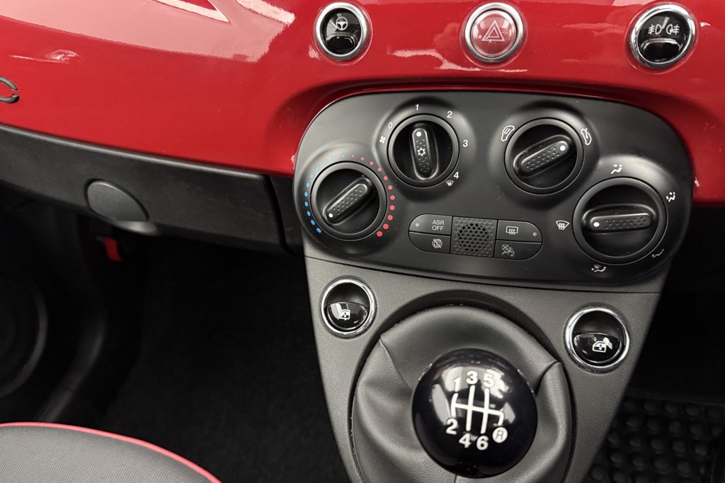 Fiat 500 RED Manual Petrol-Electric Hybrid Hatchback - Stock Number (1541099) - 6th supplementary image