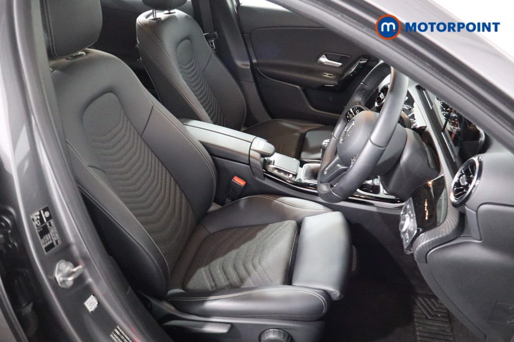 Mercedes-Benz A Class SE Manual Petrol Hatchback - Stock Number (1541507) - 4th supplementary image