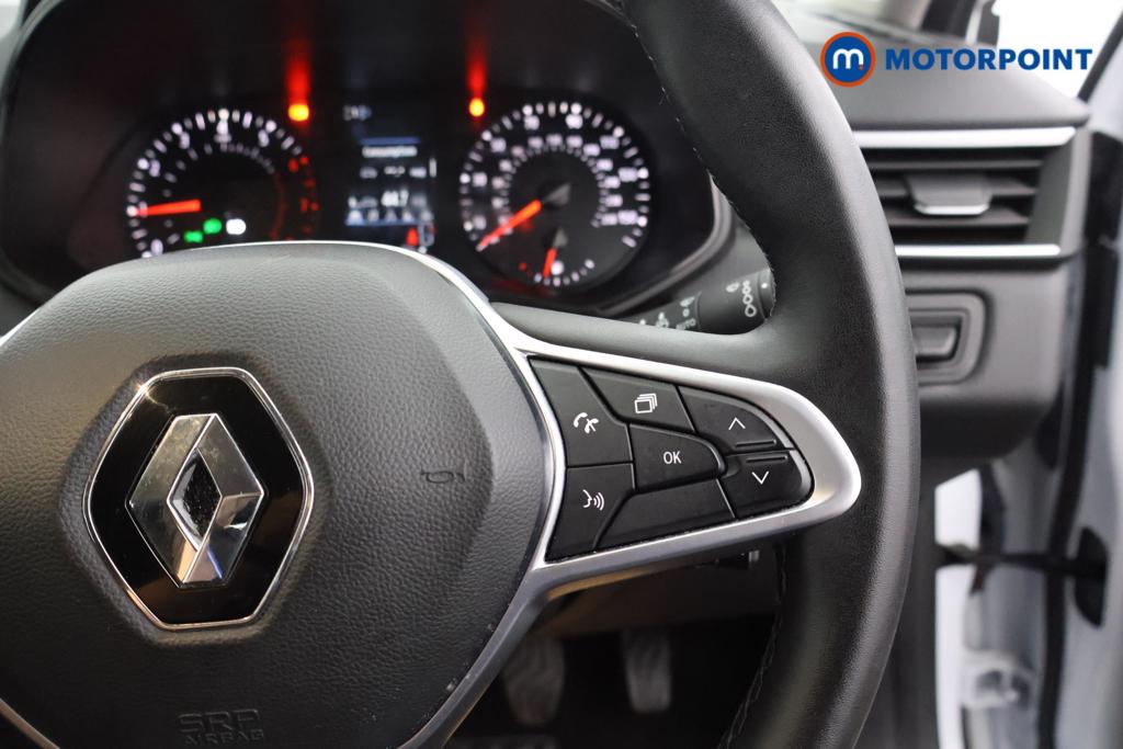 Renault Clio Iconic Edition Manual Petrol Hatchback - Stock Number (1541869) - 3rd supplementary image