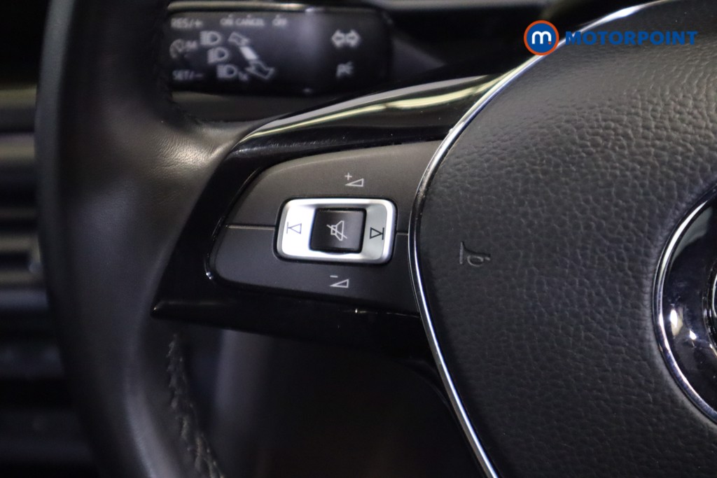 Volkswagen Polo SEL Manual Petrol Hatchback - Stock Number (1542488) - 11th supplementary image