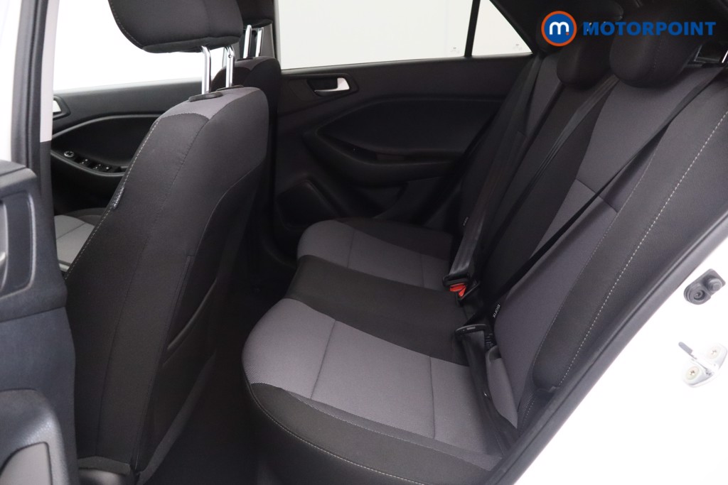 Hyundai I20 Play Manual Petrol Hatchback - Stock Number (1542760) - 18th supplementary image