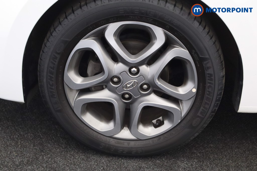Hyundai I20 Play Manual Petrol Hatchback - Stock Number (1542760) - 20th supplementary image